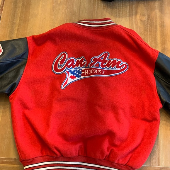 Can/Am Hockey Varsity Circa 2002 - Picture 4 of 4